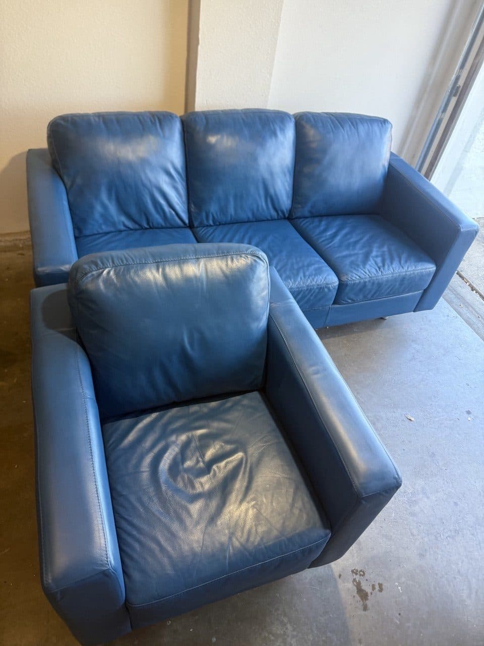 Leather Sofa And Chair Recoloring From Beige To Blue