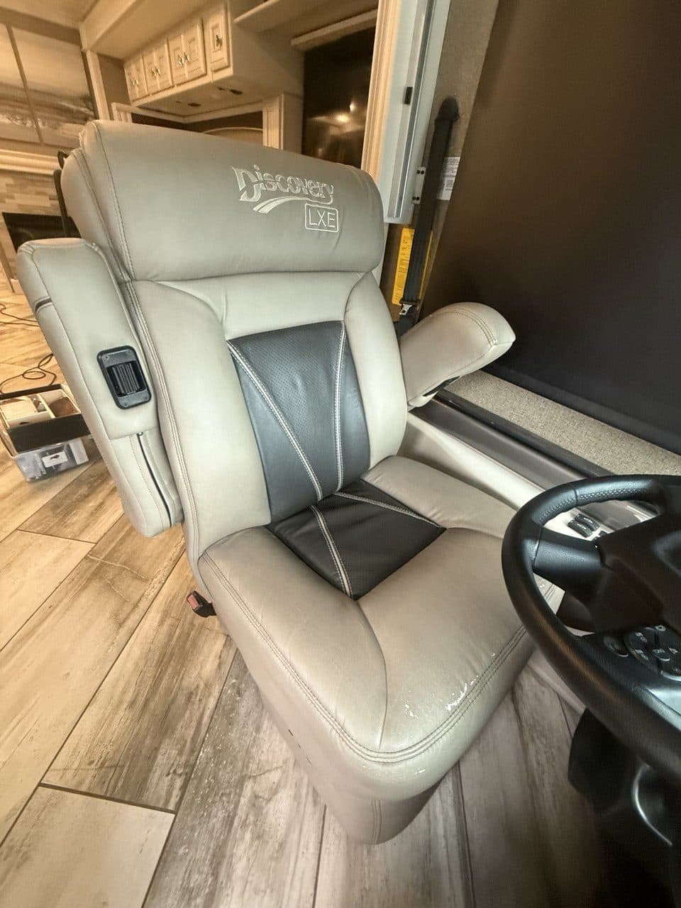 Rv Captain Chair Upholstery Replacement